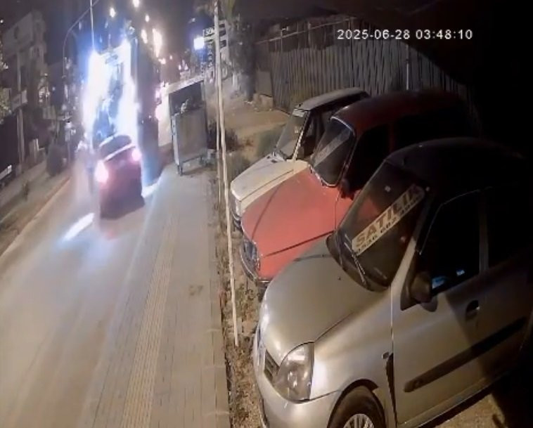 Alkollü sürücü temizlik işçisini hayattan kopardı