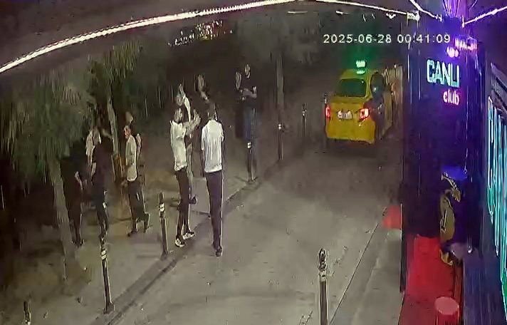 İstanbul’da husumetliler kavgası kanlı bitti! Sokak kurşun sesleriyle yankılandı