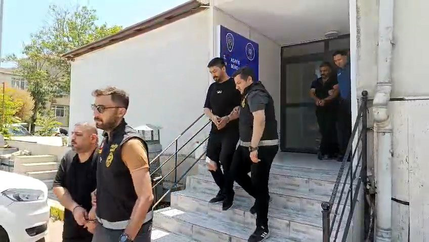 İstanbul’da husumetliler kavgası kanlı bitti! Sokak kurşun sesleriyle yankılandı