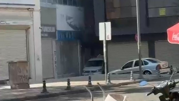 Şanlıurfa’da havai fişek deposu yandı! Patlamalar yürekleri ağza getirdi