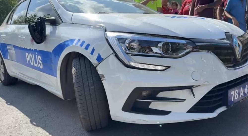 Karabük’te nefes kesen takip! Sürücünün neden kaçtığı ortaya çıktı: 2’si polis 4 araca çarptı