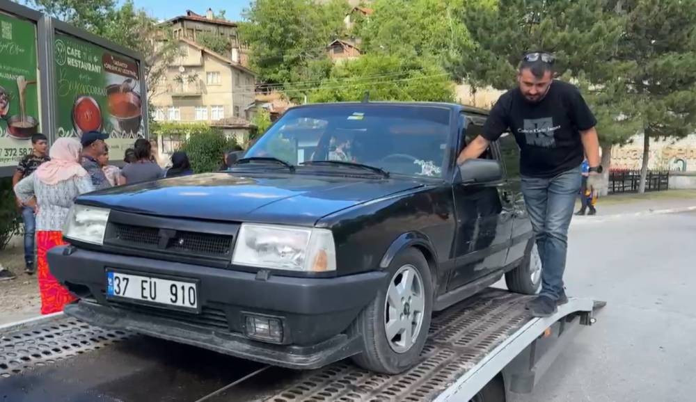 Karabük’te nefes kesen takip! Sürücünün neden kaçtığı ortaya çıktı: 2’si polis 4 araca çarptı