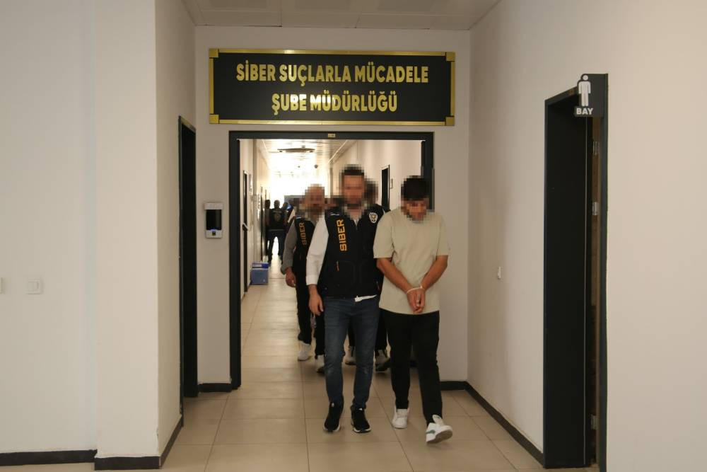 20 ilde eş zamanlı yapıldı! Polisten kripto para baskını