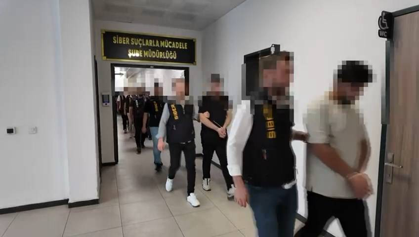 20 ilde eş zamanlı yapıldı! Polisten kripto para baskını