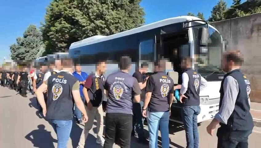 20 ilde eş zamanlı yapıldı! Polisten kripto para baskını