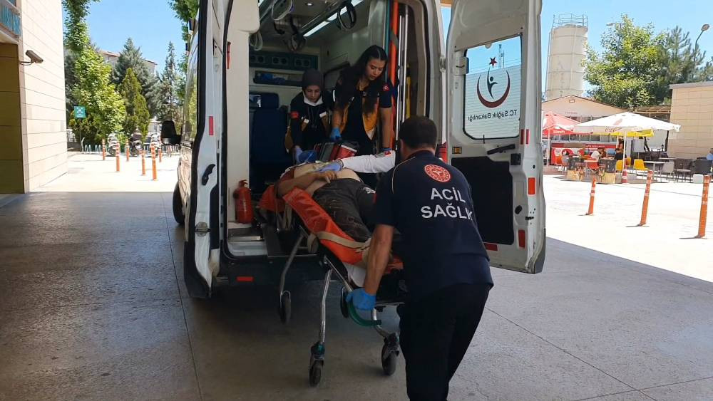 Bahçıvanın feci ölümü:! Betona düşerek can verdi