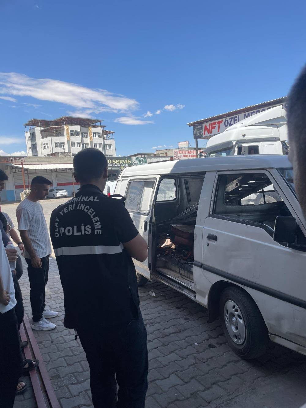 Kardeşler arasında pompalı tüfekle çatışma! Biri asker olmak üzeri 2 kişi yaralandı