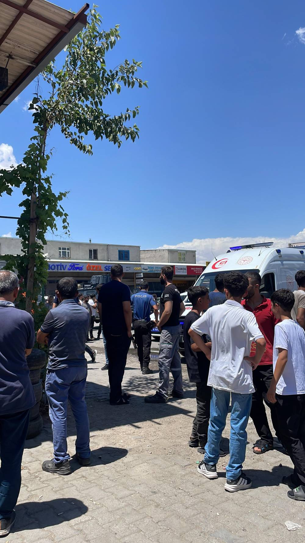 Kardeşler arasında pompalı tüfekle çatışma! Biri asker olmak üzeri 2 kişi yaralandı