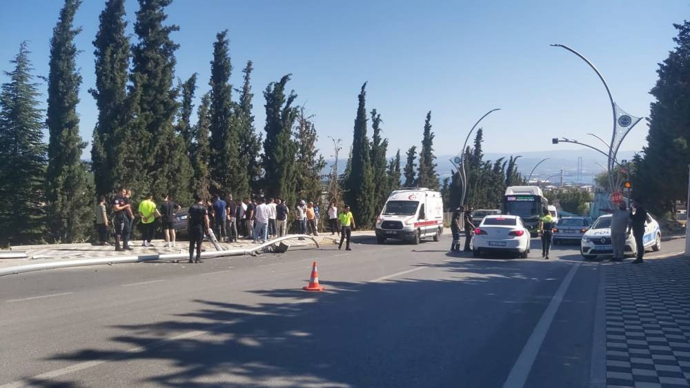 Dilovası’nda korku dolu kaza! Kazayı görenler gözlerine inanamadı
