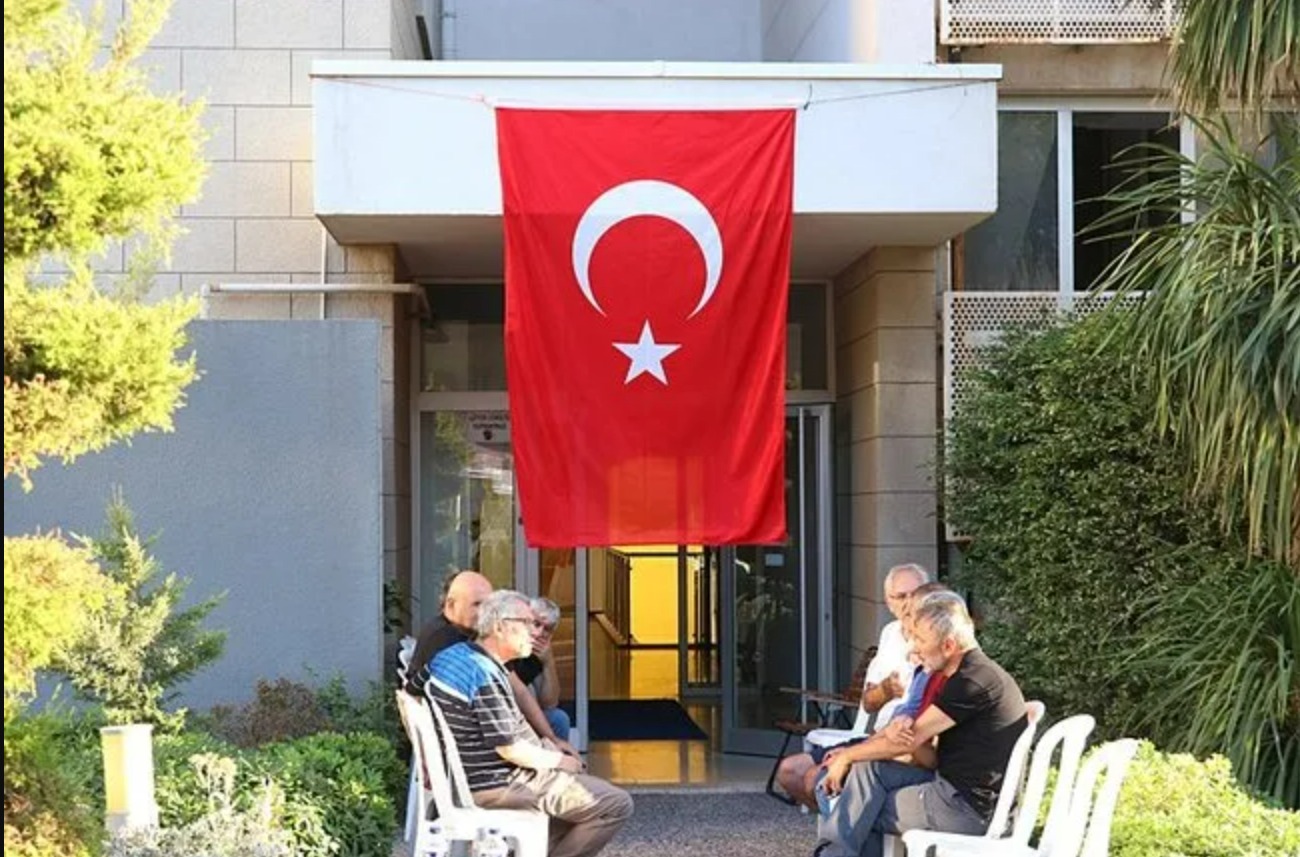 ege-aile.jpg