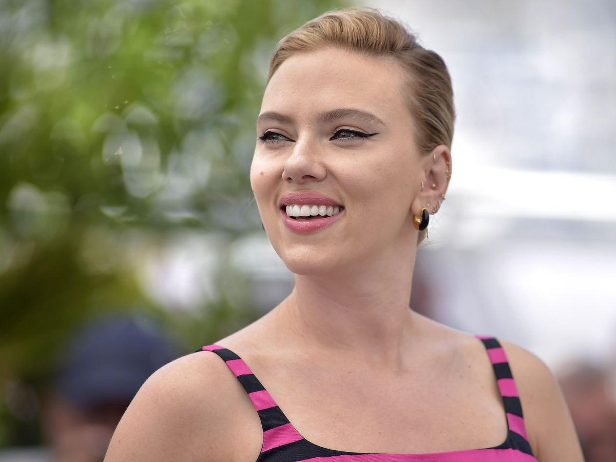 scarlett-johansson-hollywoodun-gise-kralicesi-oldu-marvel-efsanelerini-geride-birakti-yenicag-1.jpeg
