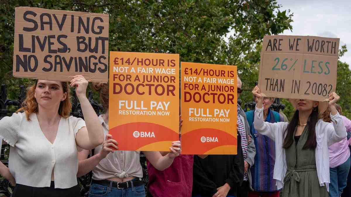 junior-doctors-strike.jpg