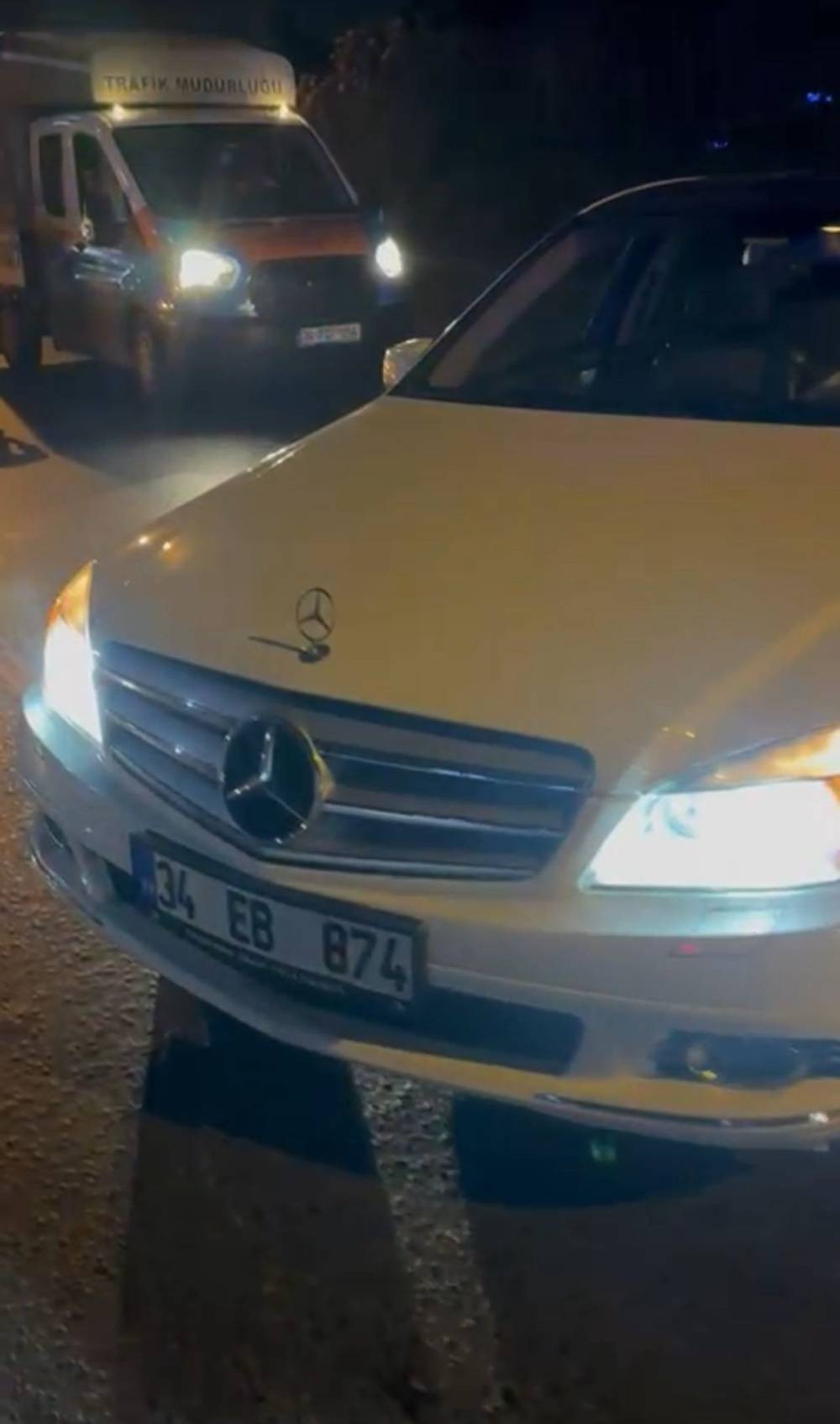 Polisin sabır testi! Sürücünün verdiği cevap şoke etti