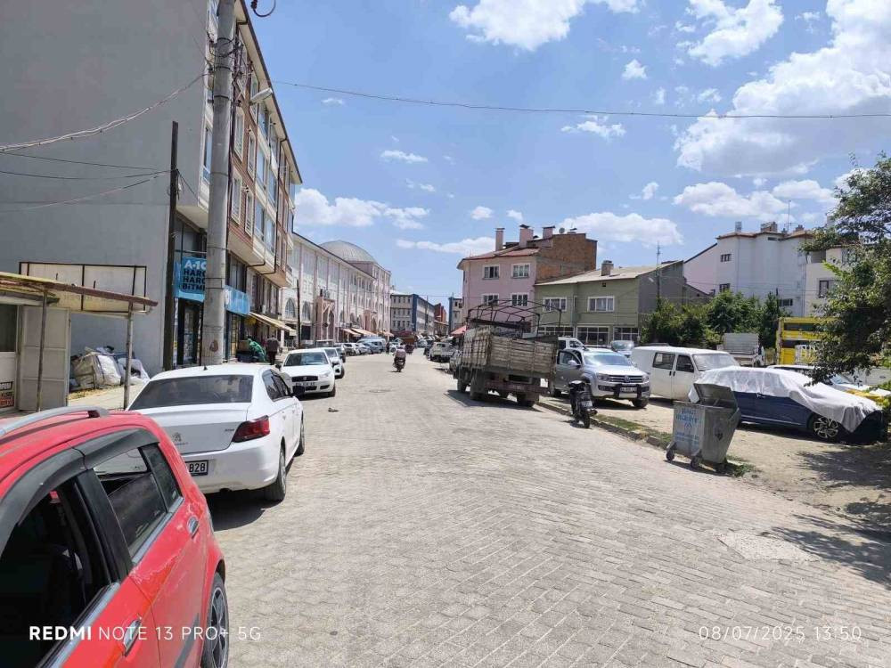 Termometreler 38 dereceyle yaktı!