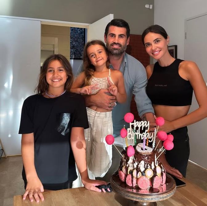 volkan-demirelin-esine-ferdi-ozbegenli-dogum-gunu-surprizi-sosyal-medyayi-salladi-yenicag-12.jpg