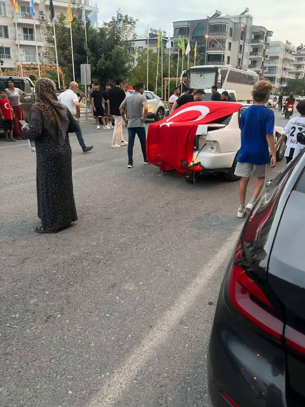 Asker uğurlama töreni kazayla sonuçlandı