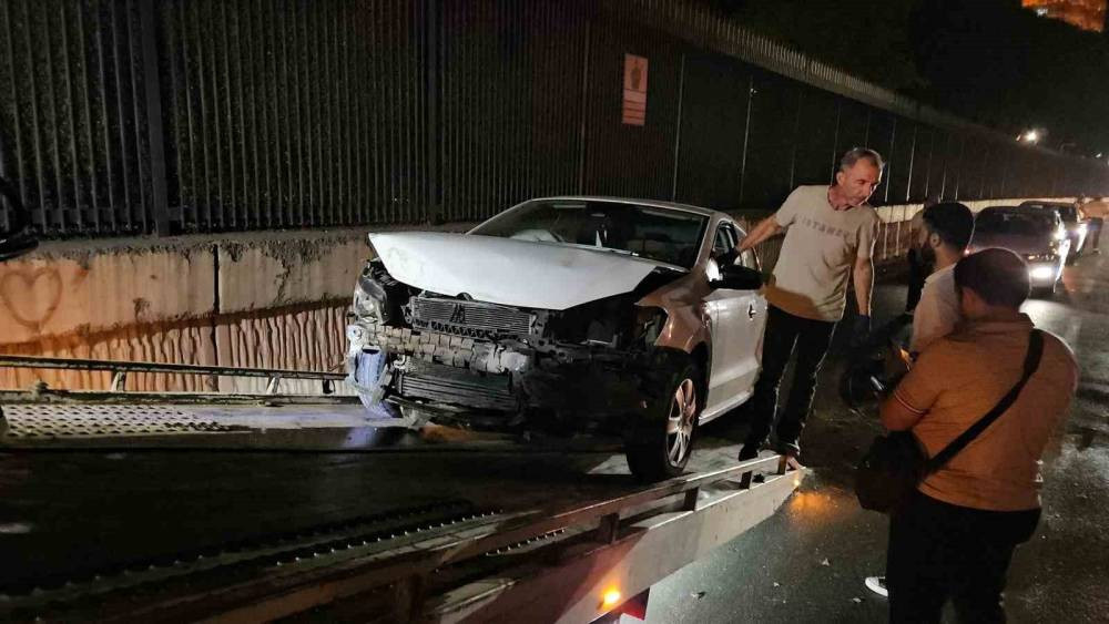 Trafikte makas atarak terör estirdi! Yaralılar var