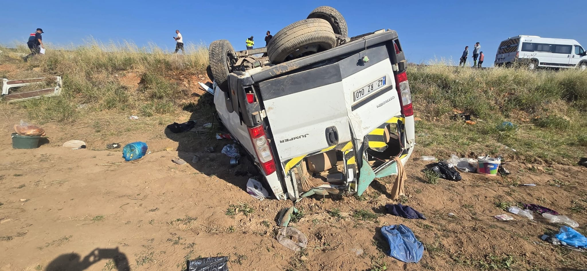 tarim-iscilerini-tasiyan-minibus-devrild-809698-239786.jpg