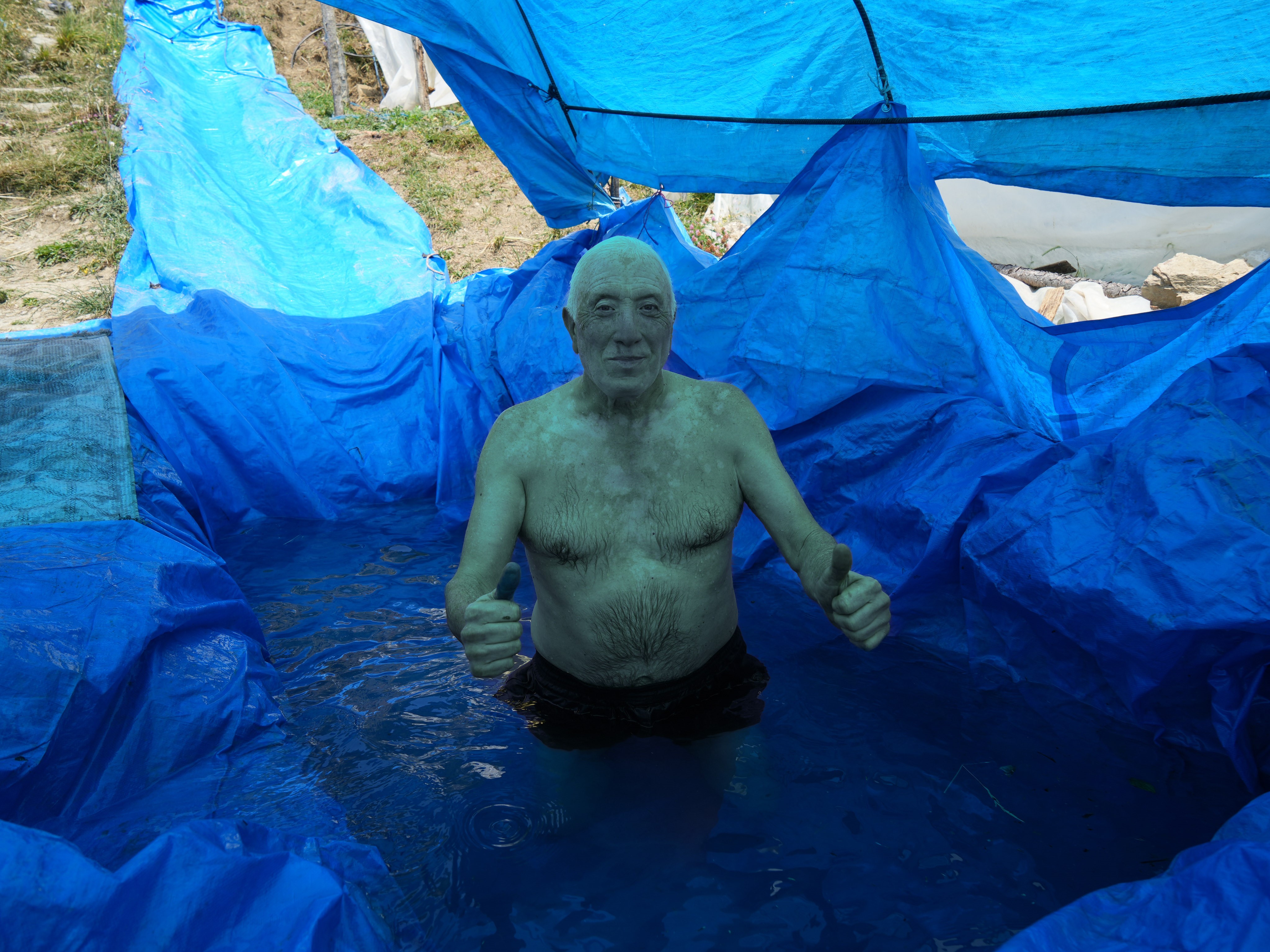 dededen-yaz-sicagina-zekice-fikir-torunu-icin-koyde-aquapark-yapti-15-milyon-izlendi-yenicag-4.jpg
