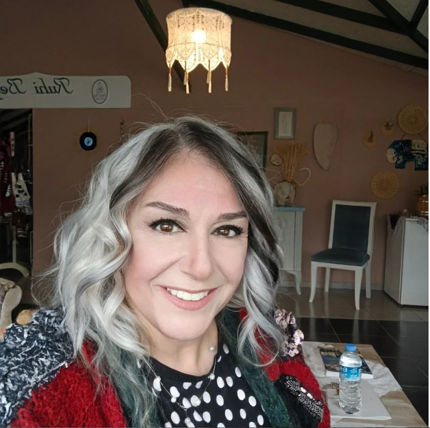 suheyl-uygurun-esi-burcin-orhon-yillar-sonra-gelen-itiraf-meger-gercek-bambaskaymis-yeyinacg-27.jpg