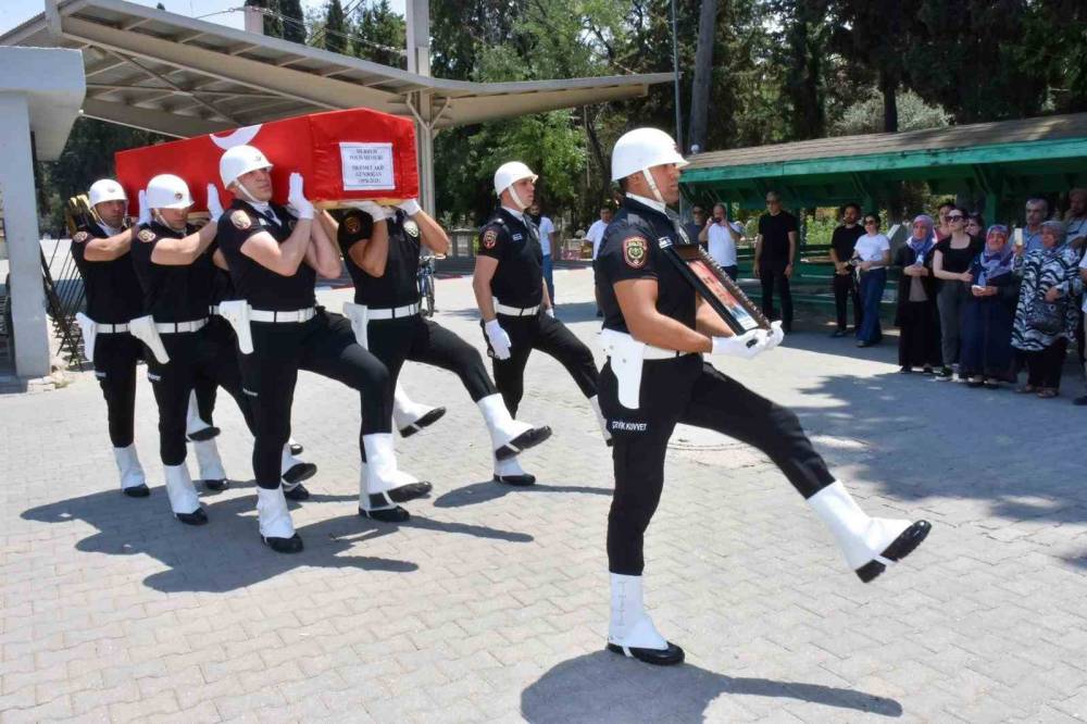 Adana'da kahreden olay: Polis memuru kaza kurşunuyla can verdi!
