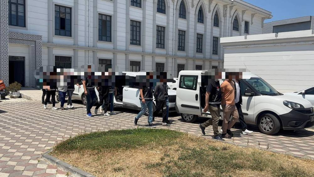 Husumetli gruplar Çatıştı! Kandıra’da kan aktı