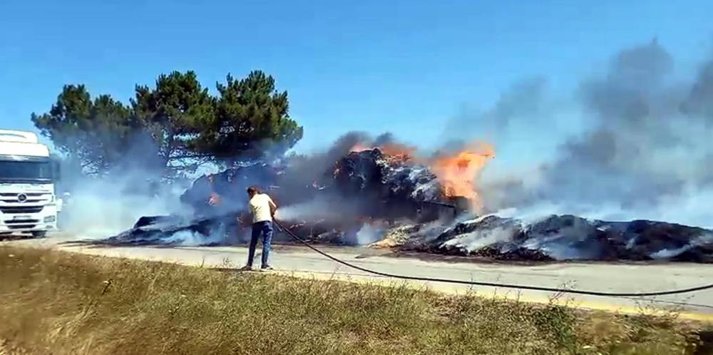 Römork yangını buğday tarlasına sıçradı