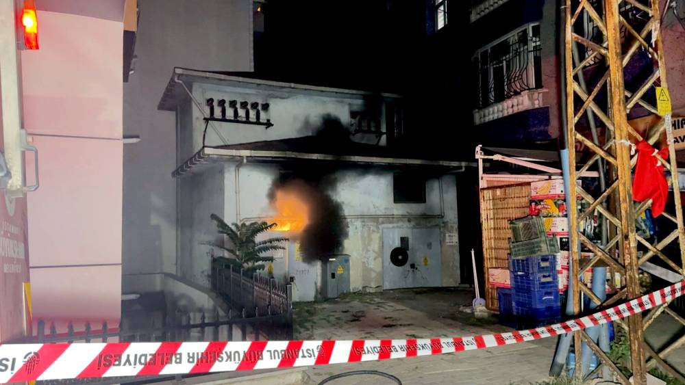 Trafo patlamalarıyla sarsıldılar