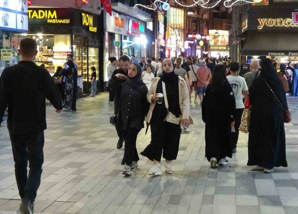 Turizmcilerin umutlu bekleyişi!