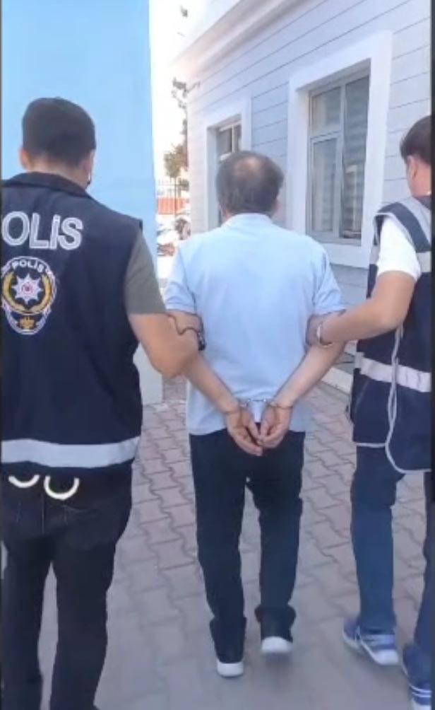 Üfürükçü çetesine polis baskını! Evden çıkanlar şoke etti
