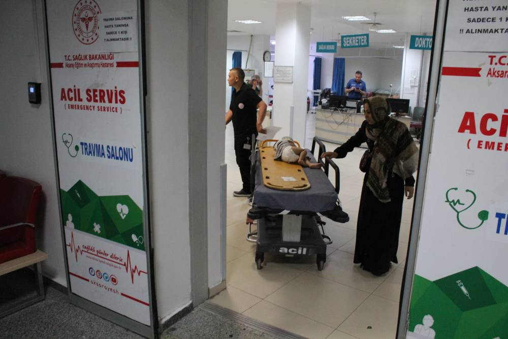 Balkon korkuluklarında düştü! 2 yaşındaki ölümden döndü