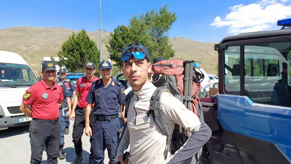 Erciyes’te kendisinden haber alınamayan genç bulundu