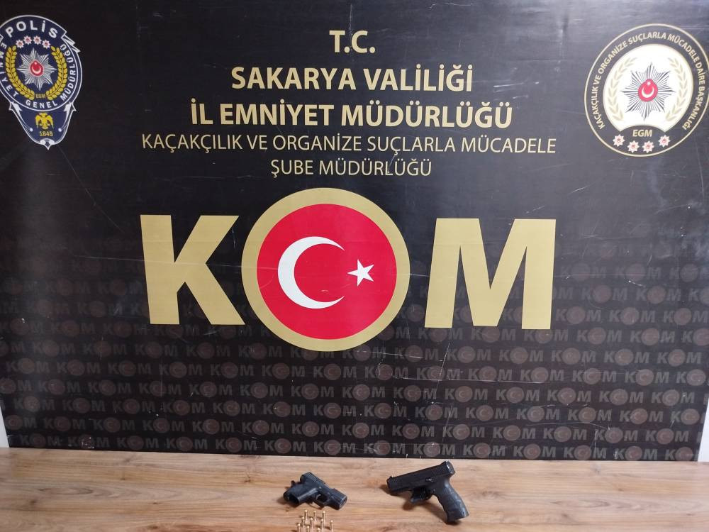 Sakarya'da sahte dolar operasyonu! 2 gözaltı