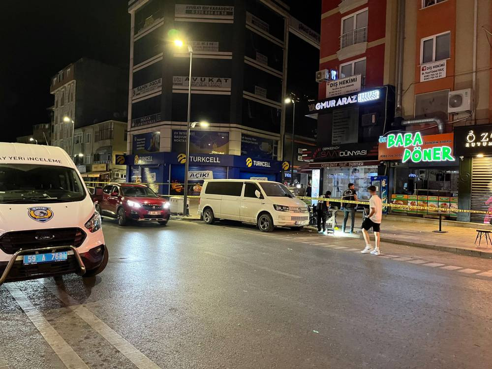 Şüphesinde haklı çıktı: Bekçiyi göğsünden bıçakladı!