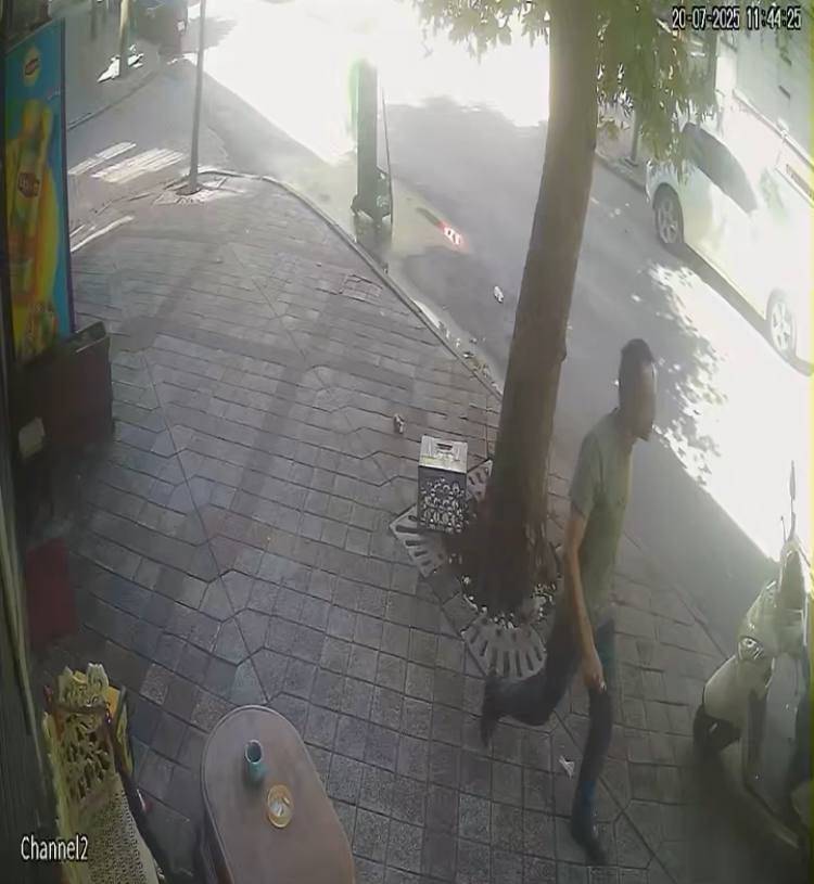 İş yerinde vahşi saldırı! Polis tornavidalı saldırganın peşinde