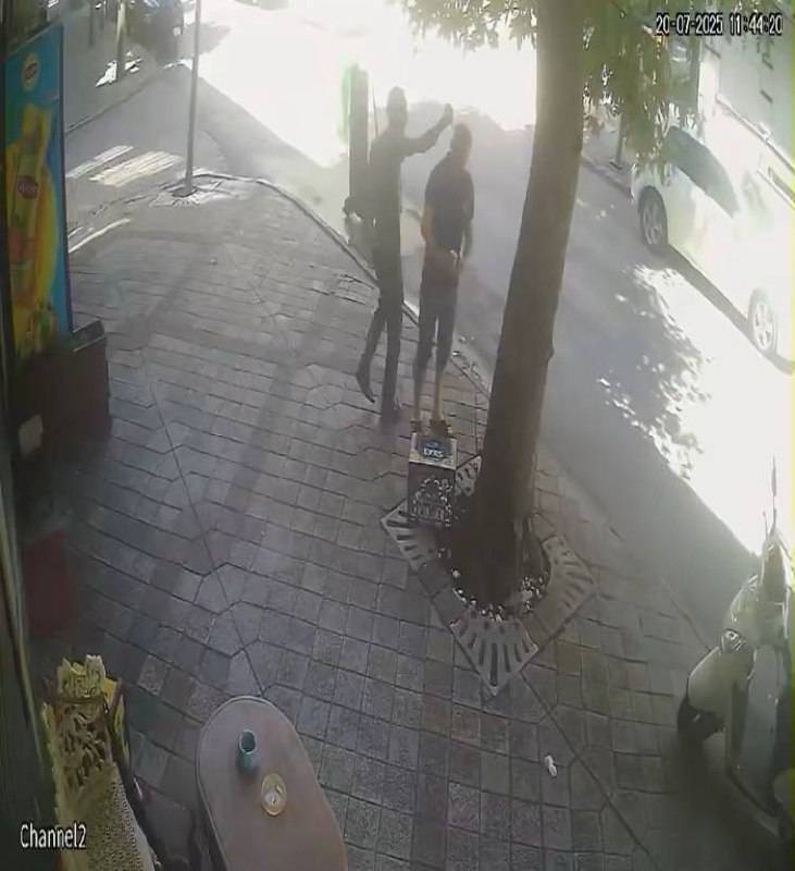 İş yerinde vahşi saldırı! Polis tornavidalı saldırganın peşinde