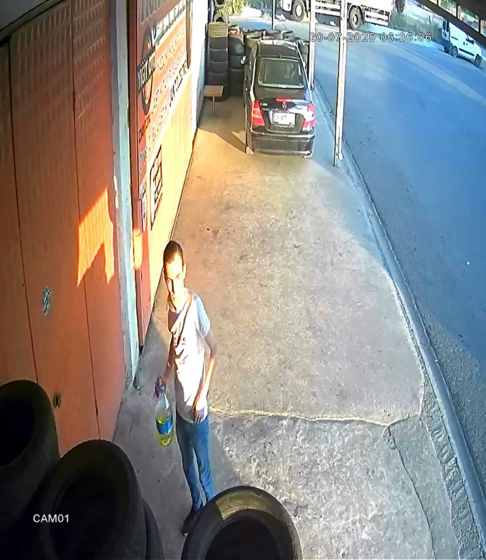 Kırklareli’de şok olay! Lastikler ateşe verdi