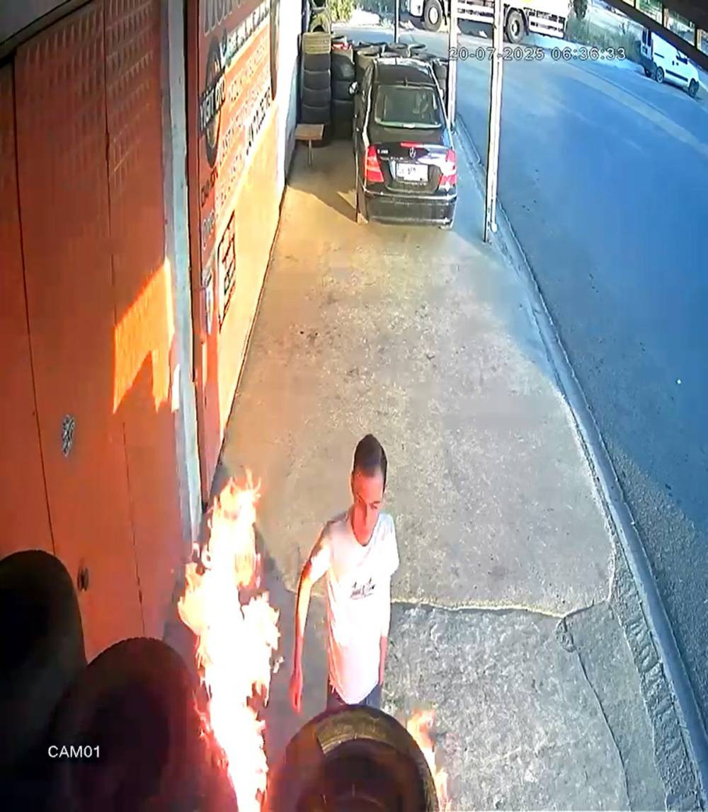 Kırklareli’de şok olay! Lastikler ateşe verdi