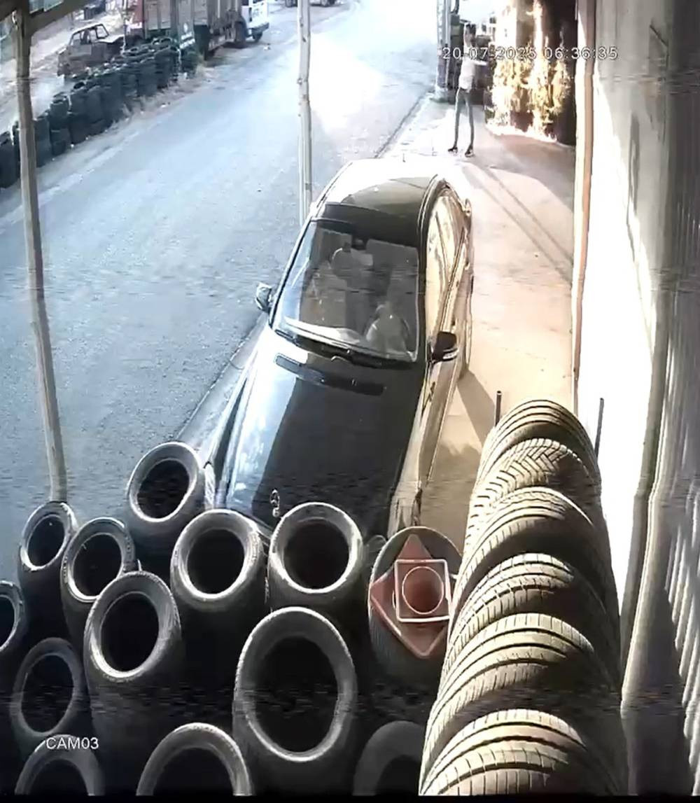 Kırklareli’de şok olay! Lastikler ateşe verdi