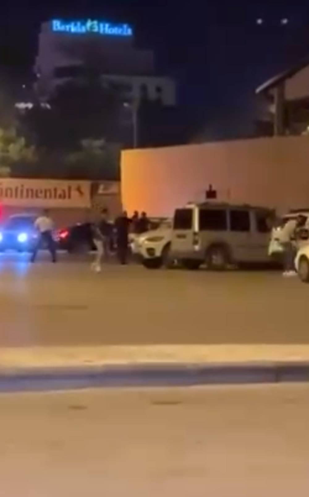 Yan bakma kavgası Isparta’yı karıştırdı! Gece yarısı çatışma yaşandı