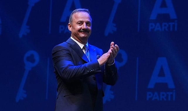 yavuz-agiralioglu-trabzon-a-geliyor-1272.jpg