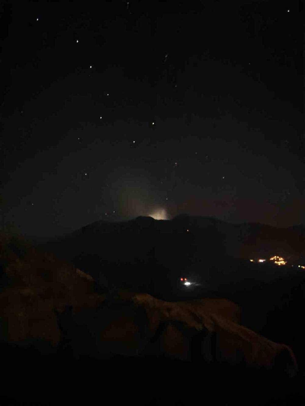 Artvin semalarında gizemli ışık! Gece saatlerinde görüldü... Uzmanlar harekete geçti