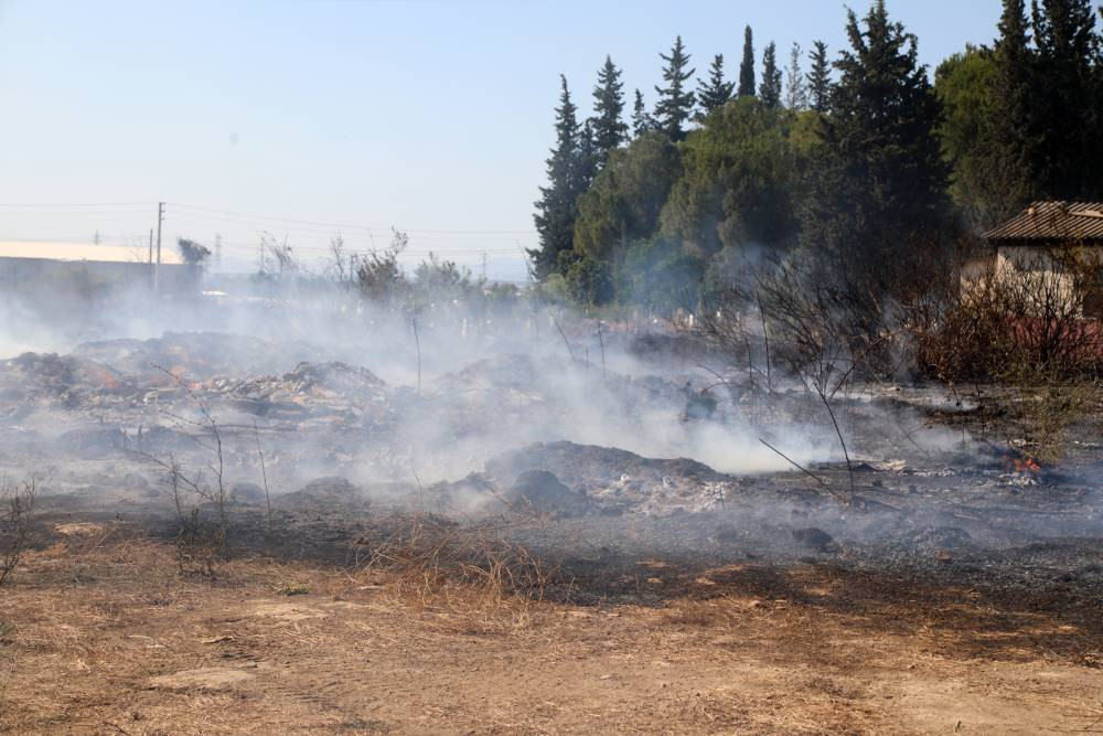 Antalya’da yangın kabusu! Fabrika alevler içinde