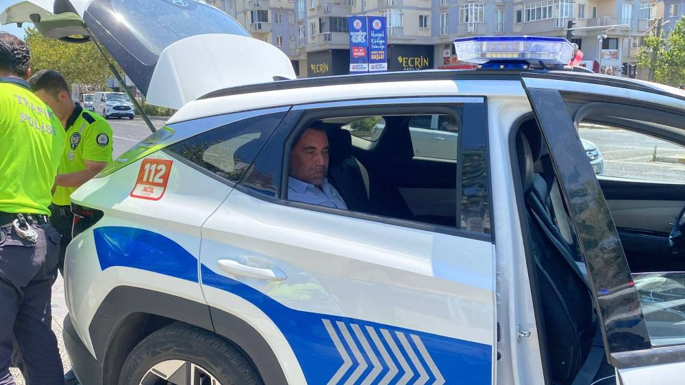 Göz doktoru dehşeti yaşattı! Kaldırımda yürüyorlardı savruldular