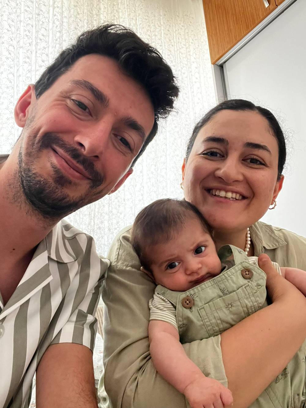 Yangında eşi ve çocuğunu kaybetmişti: Acılı baba yürekleri dağladı!