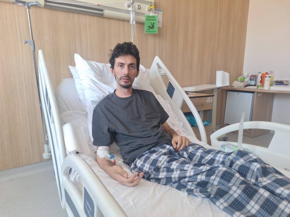Yangında eşi ve çocuğunu kaybetmişti: Acılı baba yürekleri dağladı!