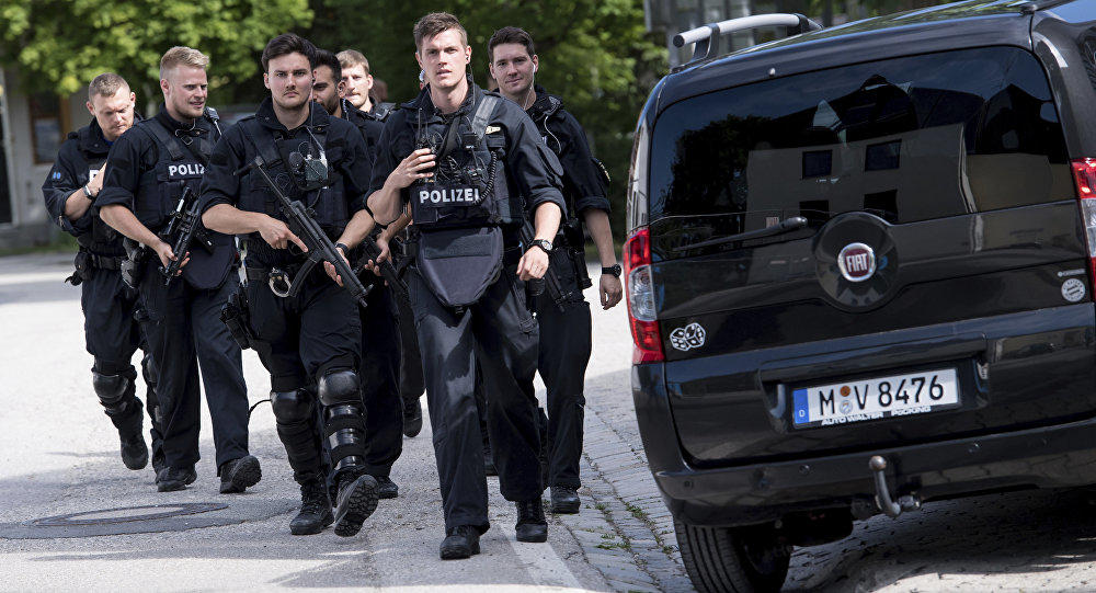 alman-polis.jpg