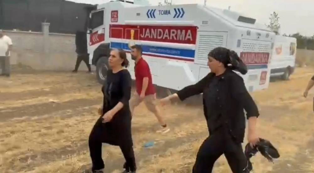 Et-Ten duvar oldular! Bahçe sahiplerinden şok eylem