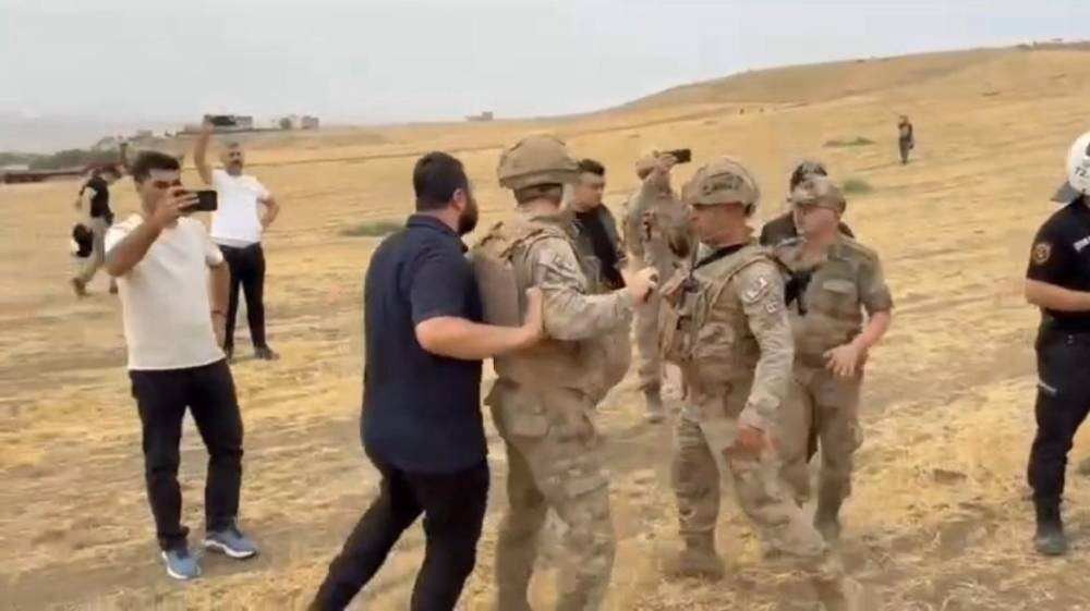 Et-Ten duvar oldular! Bahçe sahiplerinden şok eylem