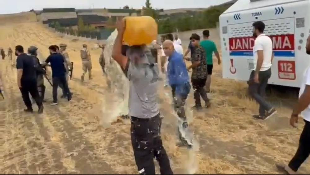 Et-Ten duvar oldular! Bahçe sahiplerinden şok eylem